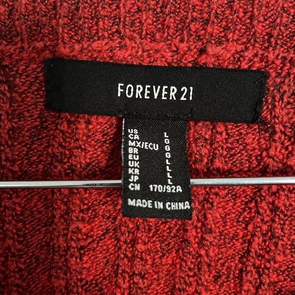 Cropped Knit Sweater - Picture 3 of 3